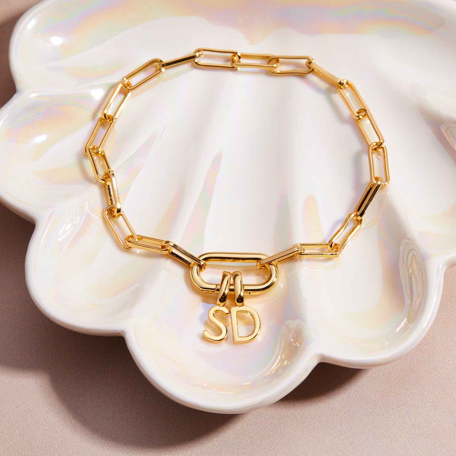 Harper Oval Charm Chain Bracelet - Image 8